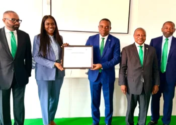 BANGE poursuit son expansion avec sa certification de sûreté mondiale PCI DSS